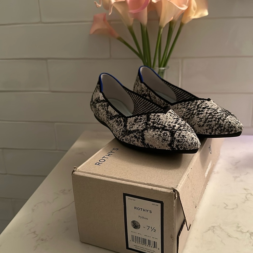 Rothy’s flats barely worn